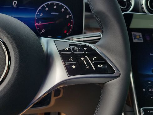 Certified 2026 Mercedes-Benz GLC 300 image 9
