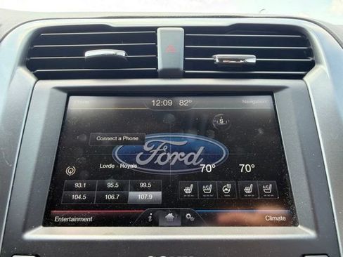 Used 2016 Ford Fusion Titanium FWD image 28
