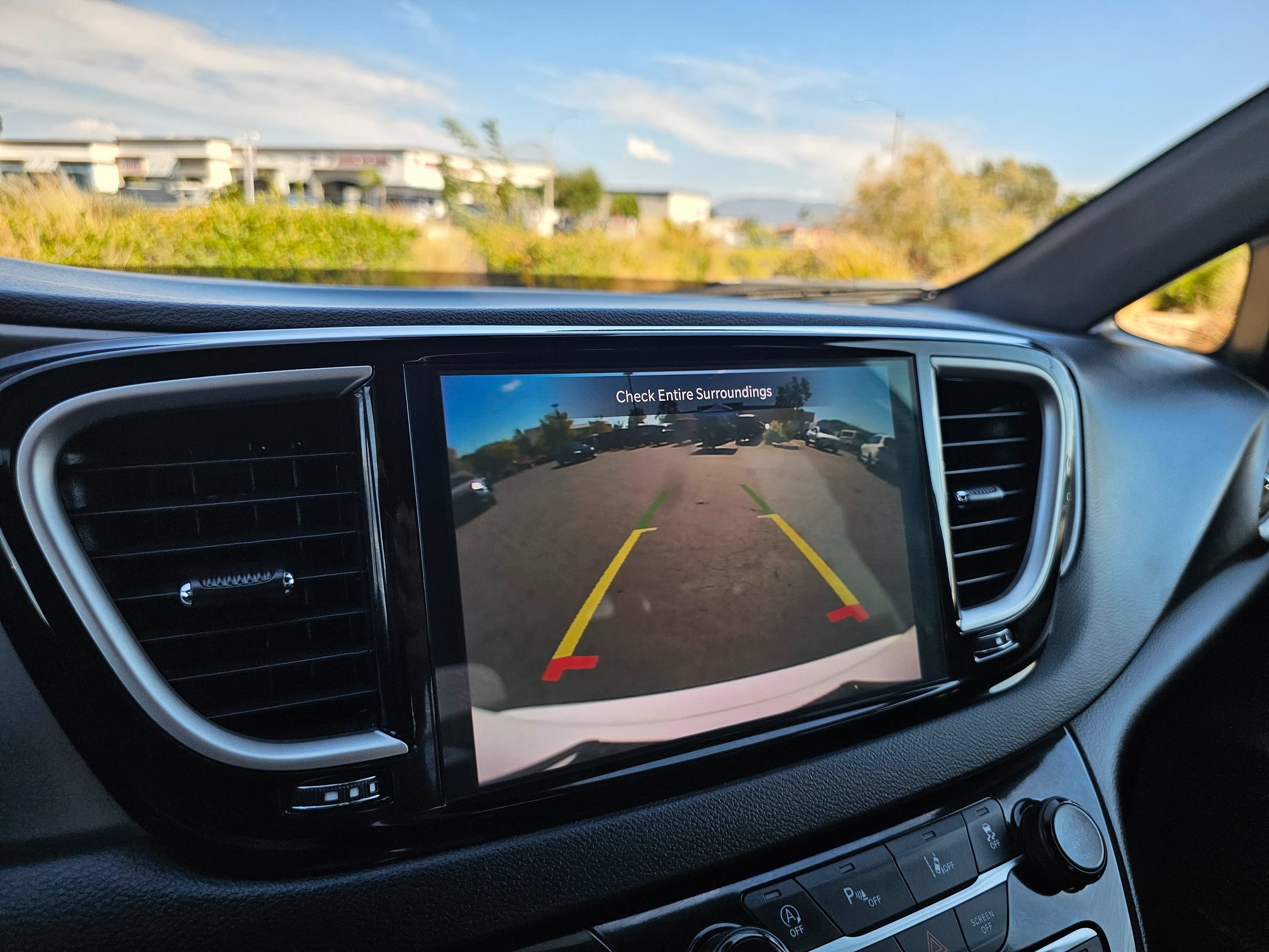Used 2025 Chrysler Pacifica Select FWD image 39