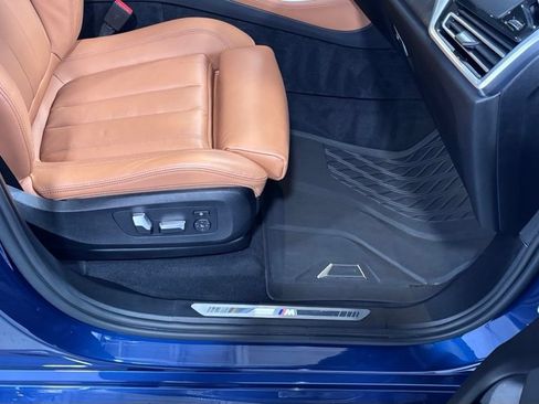 Used 2022 BMW X5 xDrive40i w/ M Sport Package AWD/4WD image 18