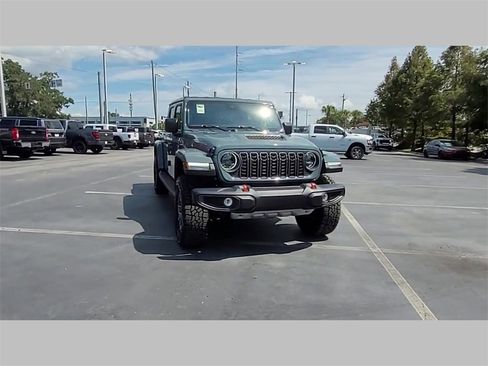 New 2025 Jeep Gladiator Mojave image 38