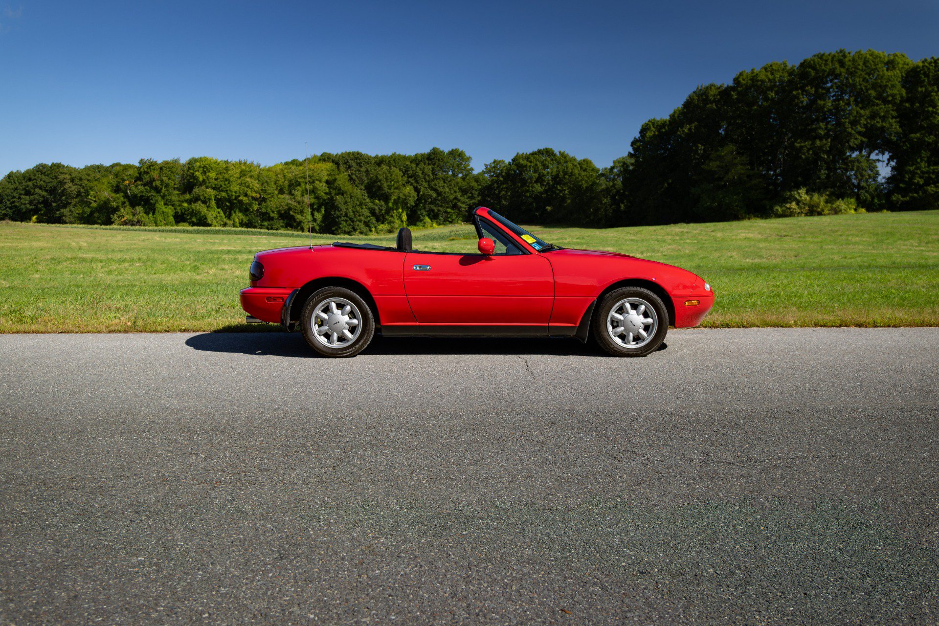 Used 1990 MAZDA MX-5 Miata RWD image 21
