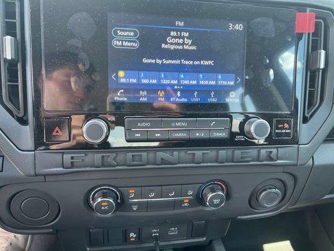 Used 2025 Nissan Frontier S RWD image 14