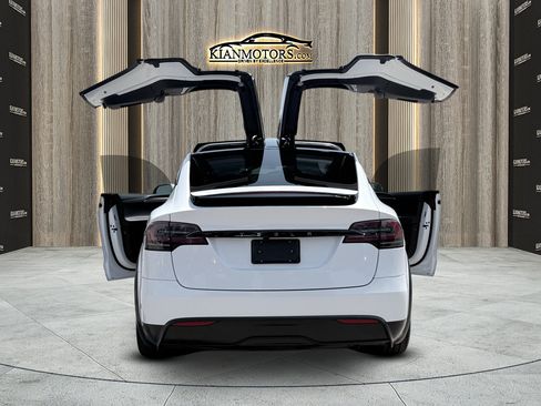 Used 2023 Tesla Model X AWD/4WD image 25