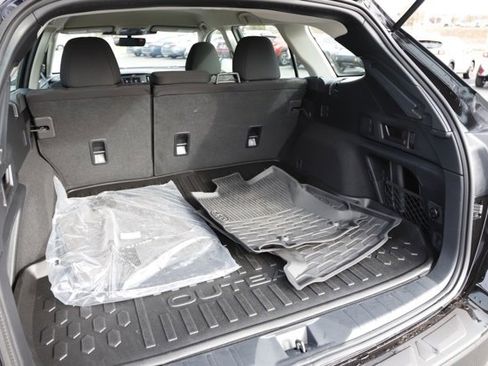 Certified 2025 Subaru Outback w/ Popular Package #1A image 5