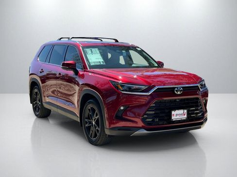 New 2026 Toyota Grand Highlander Limited image 3