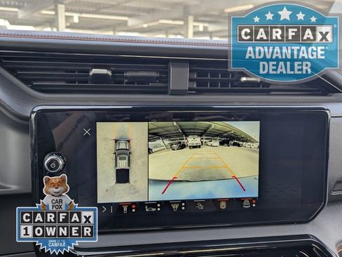 Certified 2025 GMC Sierra 1500 AT4 image 10