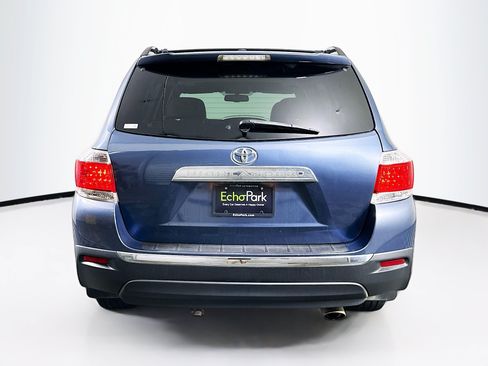 Used 2013 Toyota Highlander Limited FWD image 7