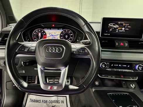 Used 2020 Audi SQ5 Premium Plus w/ Premium Plus Package image 17