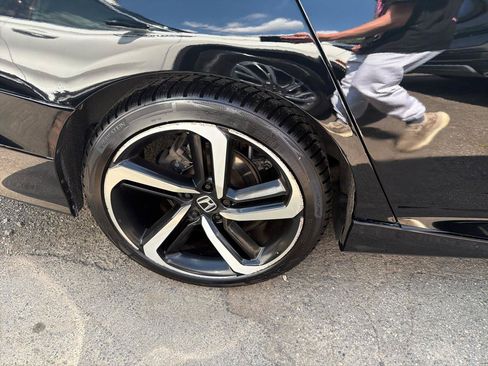 Used 2019 Honda Accord Sport image 5