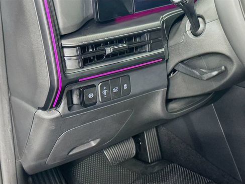 Certified 2025 Hyundai Santa Fe Calligraphy FWD image 10