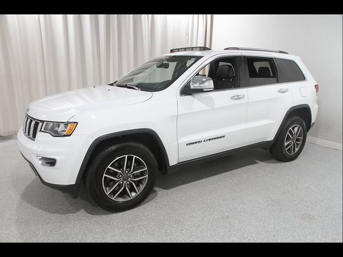 Used 2021 Jeep Grand Cherokee Limited AWD/4WD image 3