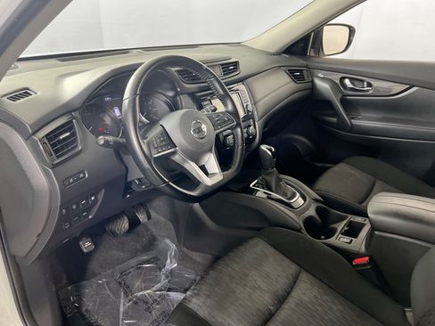Used 2020 Nissan Rogue SV AWD/4WD image 9