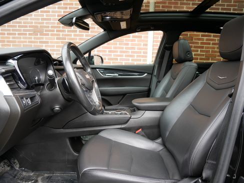 Used 2020 Cadillac XT5 Premium Luxury image 6