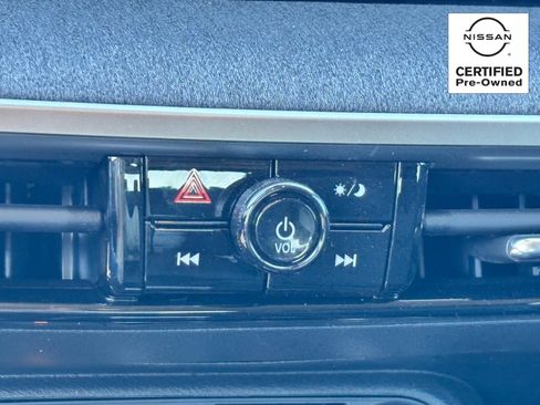 Certified 2025 Nissan Kicks SV image 24