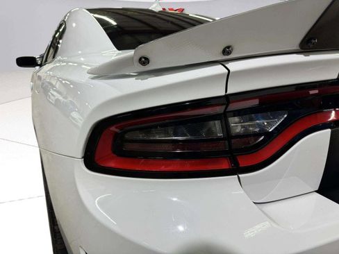 Used 2016 Dodge Charger SRT Hellcat w/ Harman/Kardon Audio Group image 11