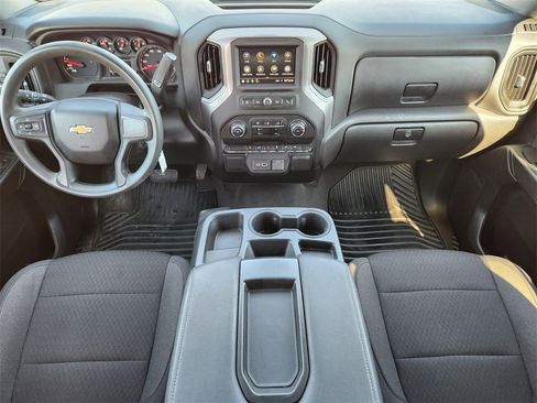 Used 2022 Chevrolet Silverado 1500 Custom image 24