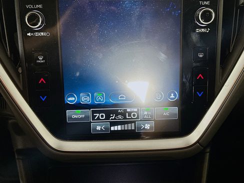 Used 2025 Subaru Crosstrek 2.0i Premium image 22