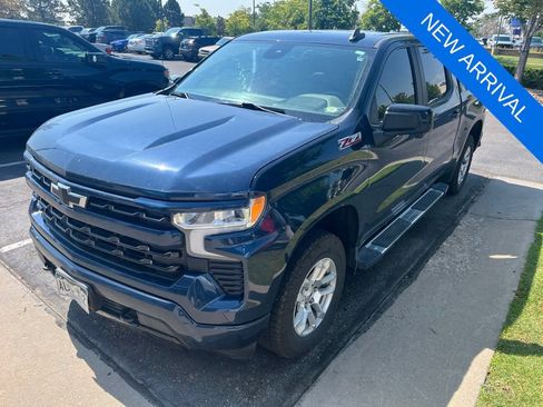Used 2022 Chevrolet Silverado 1500 RST AWD/4WD image 1