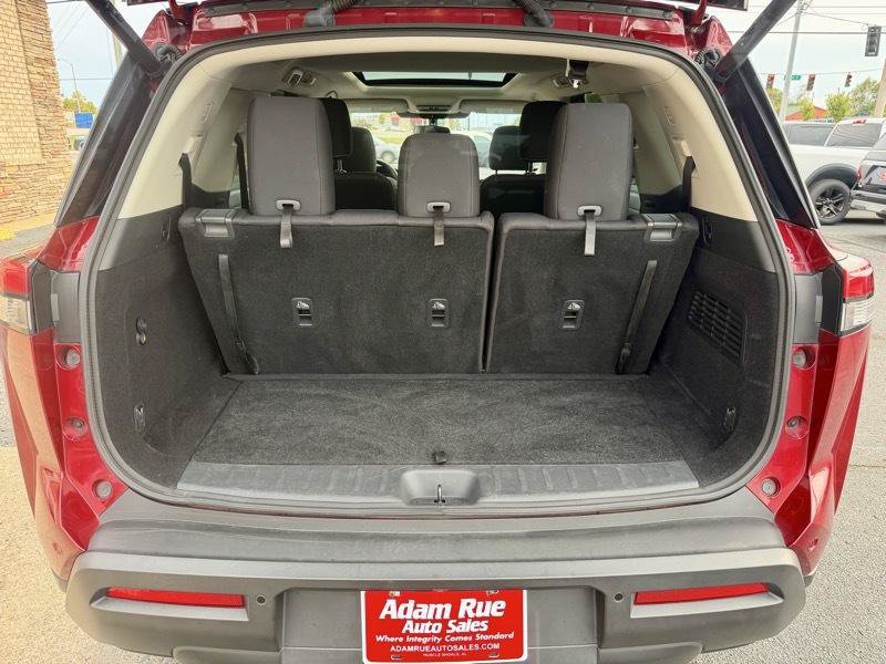 Used 2022 Nissan Pathfinder SV w/ SV Premium Package AWD/4WD image 9