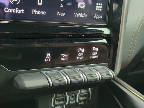 Used 2022 RAM 1500 Limited w/ Body-Colour Bumper Group AWD/4WD image 28