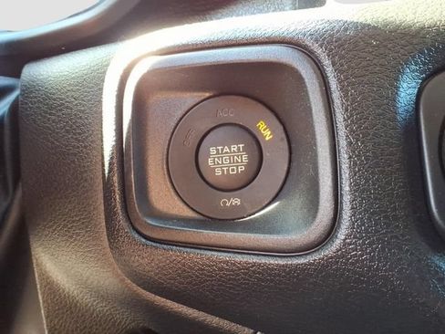 Used 2024 Jeep Wrangler Unlimited Sport AWD/4WD image 9