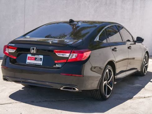 Used 2022 Honda Accord Sport image 9