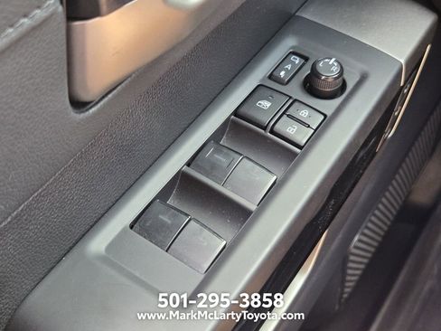 Used 2023 Toyota Tundra Limited AWD/4WD image 28