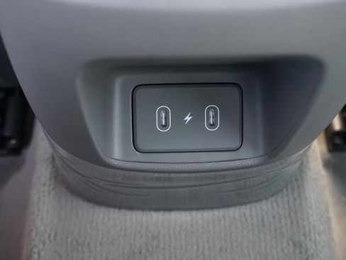 Used 2024 Hyundai Elantra SEL image 11