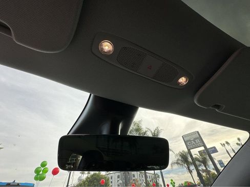 Used 2021 Tesla Model Y 2WD image 23