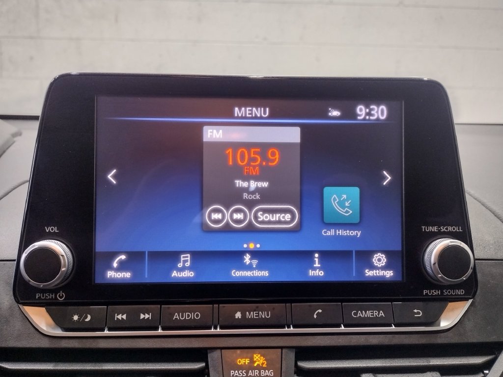 Used 2025 Nissan Altima 2.5 SV FWD image 26