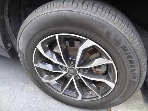 Certified 2023 Toyota Highlander LE image 13