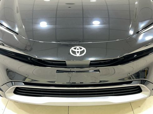 New 2026 Toyota Prius XLE image 4