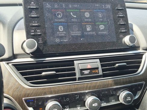 Used 2020 Honda Accord Touring image 15