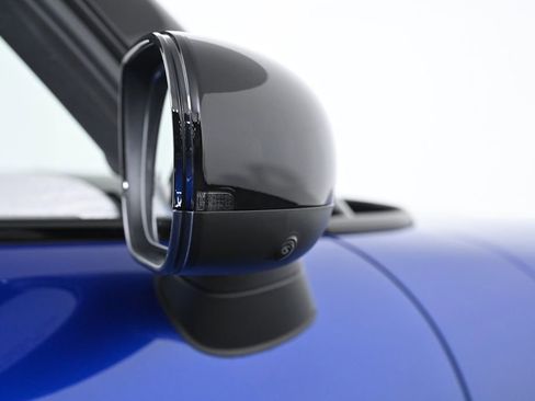 Certified 2025 MINI Cooper S image 11