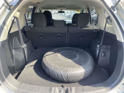 Used 2019 Mitsubishi Outlander ES image 10