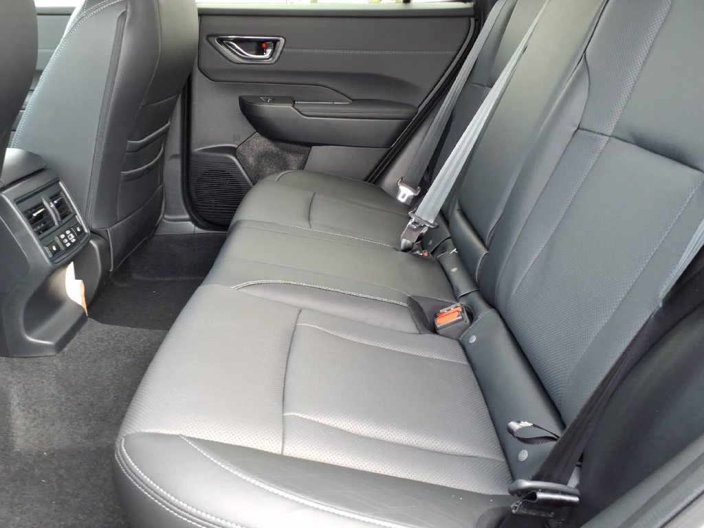 New 2026 Subaru Outback Touring XT AWD/4WD image 13