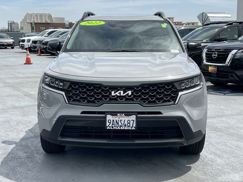 Used 2022 Kia Sorento S image 12