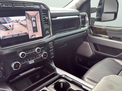 Used 2024 Ford F350 Lariat w/ FX4 Off-Road Package AWD/4WD image 19