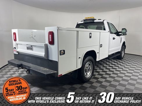 Used 2020 Ford F350 XL w/ Power Equipment Group image 4