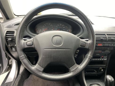 Used 2001 Acura Integra LS FWD image 15