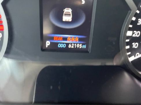 Used 2022 Toyota Tundra Limited AWD/4WD image 18
