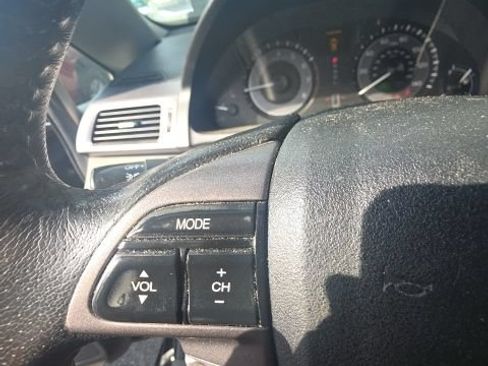 Used 2012 Honda Odyssey Touring image 19