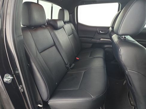 Used 2023 Toyota Tacoma Limited RWD image 33