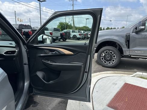Used 2023 Chevrolet TrailBlazer ACTIV w/ Convenience Package FWD image 14