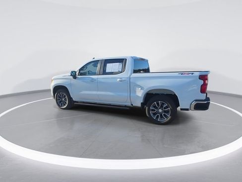Used 2024 Chevrolet Silverado 1500 LT AWD/4WD image 6