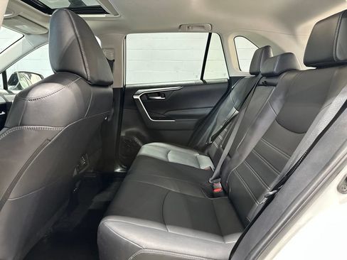 Used 2022 Toyota RAV4 XLE Premium FWD image 14