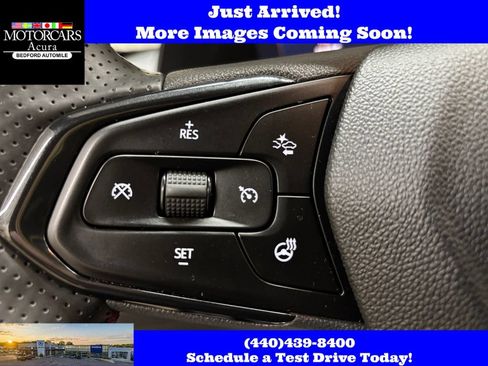 Used 2025 Chevrolet Trax RS FWD image 26