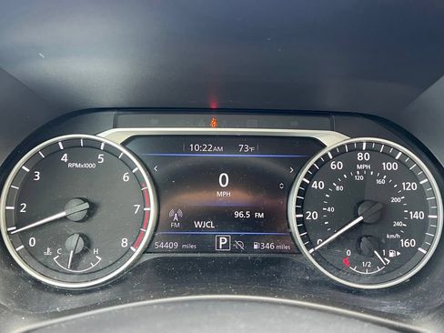 Used 2025 Nissan Sentra SV FWD image 13