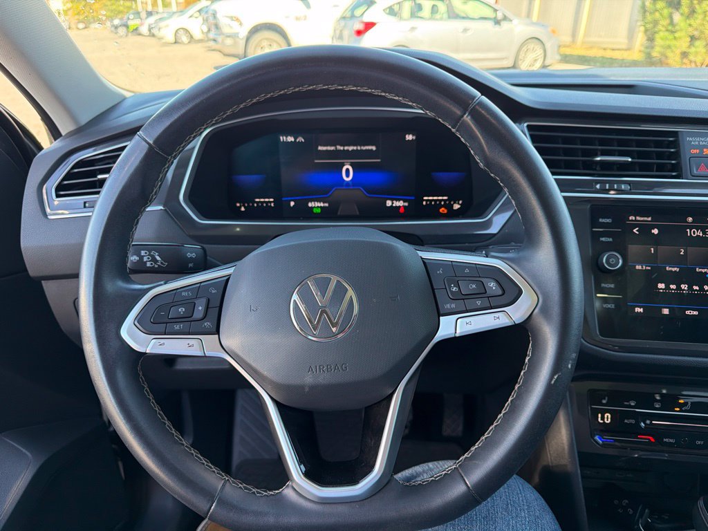 Used 2022 Volkswagen Tiguan SE AWD/4WD image 22